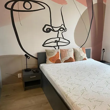 Fiaor Apartment, 1-2 Guests, Free Parking & Wifi, 7 Km Downtown, Appartement