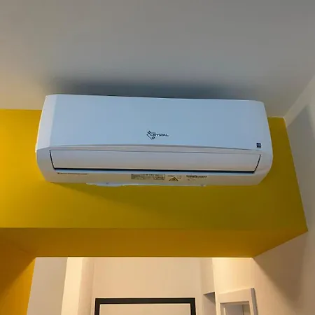 Appartamento Fiaor Apartment, 1-2 Guests, Free Parking & Wifi, 7 Km Downtown, Bratislava