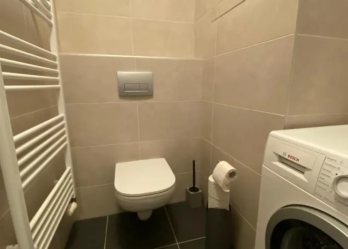 Fiaor Apartment, 1-2 Guests, Free Parking & Wifi, 7 Km Downtown, Апартаменти